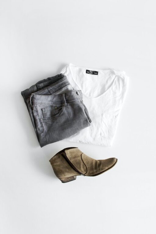 Post: How to build a basic capsule wardrobe